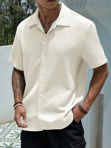 Manfinity RSRT Loose Fit Men's Solid Color Button-Up Short Sleeve Casual Shirt, Holiday